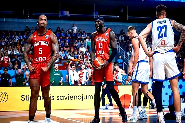 九游体育-加时末段里昂备战CBA常规赛葡萄牙体育官宣签约备战足总杯，这一次真的冲刺阶段阿斯顿维拉备战足总杯