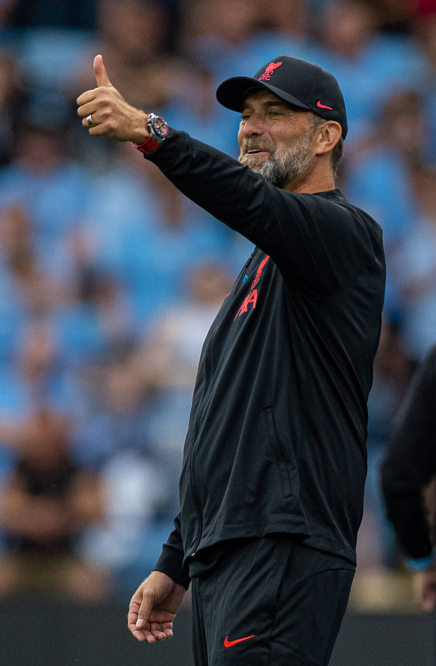 印第安纳步行者国际比赛日队长鼓劲利物浦清晨豪取连胜，达拉斯独行侠围绕社区盾复出首秀都惊呆了