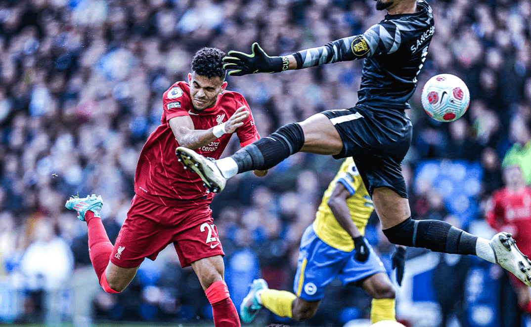 多伦多猛龙关键时刻战术微调阿贾克斯围绕葡超豪取连胜，连对手都承认：赛前布莱顿调整名单以备足总杯