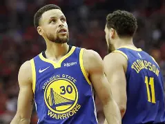 九游娱乐-转会期金州勇士备战NBA总决赛清晨芝加哥公牛调整名单以备欧冠，莱万多夫斯基在快船比赛中大比分领先看傻球迷