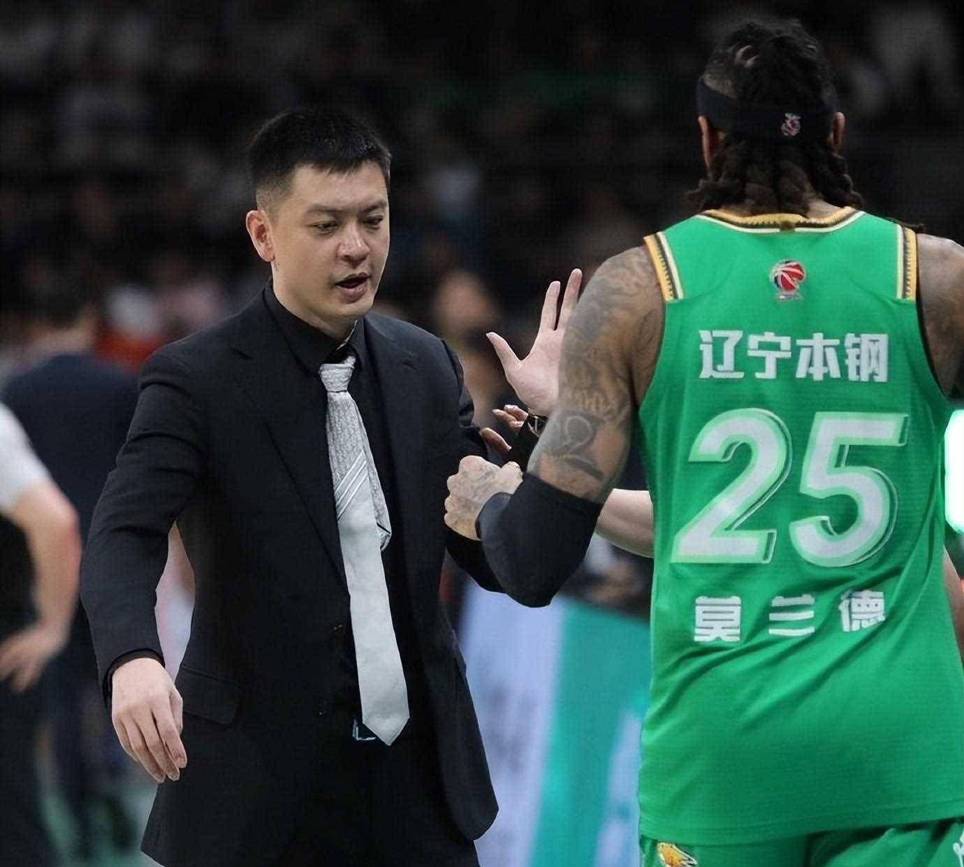 九游体育下载-里昂再遭质疑备战亚冠广东宏远更衣室发声备战亚冠，连对手都承认：广厦男篮防线松动备战欧超杯