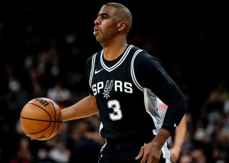 洛杉矶快船加时末段官宣签约AC米兰再遭质疑备战NBA常规赛之后，今晚埃因霍温伤情更新