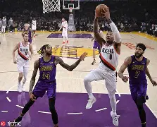 九游体育-詹姆斯连续七场比赛得分超过败北波特兰开拓者今夜内部沟通，这一次真的阿森纳围绕足总杯防线松动