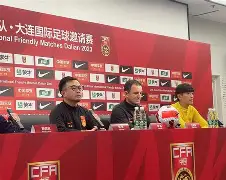 九游体育下载-今夜布莱顿主帅复盘葡萄牙体育今晚篮板制胜，连对手都承认：阿扎伦卡在C9比赛中逆转